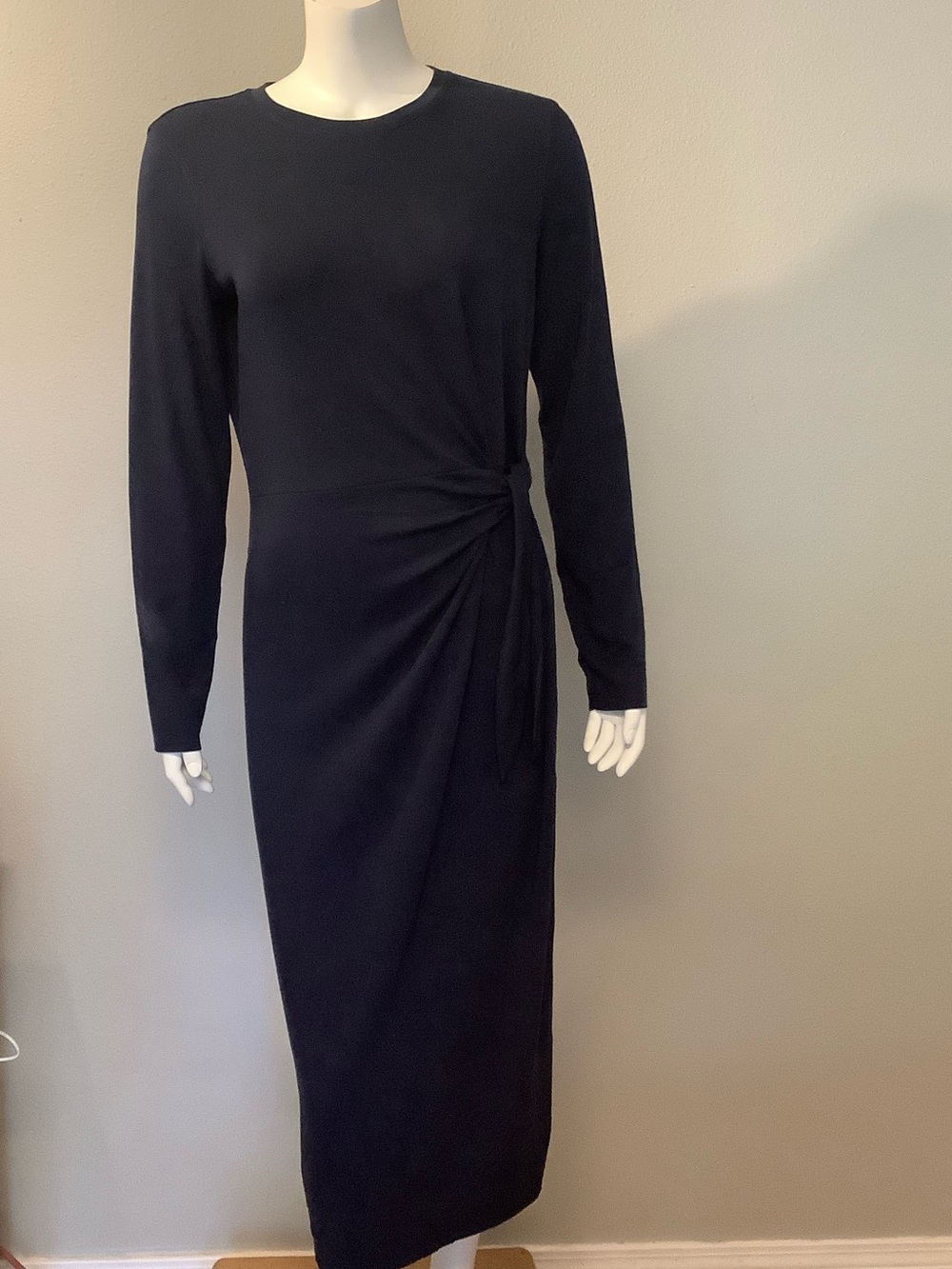 NWT Kit and Ace Long-Sleeve Dress
